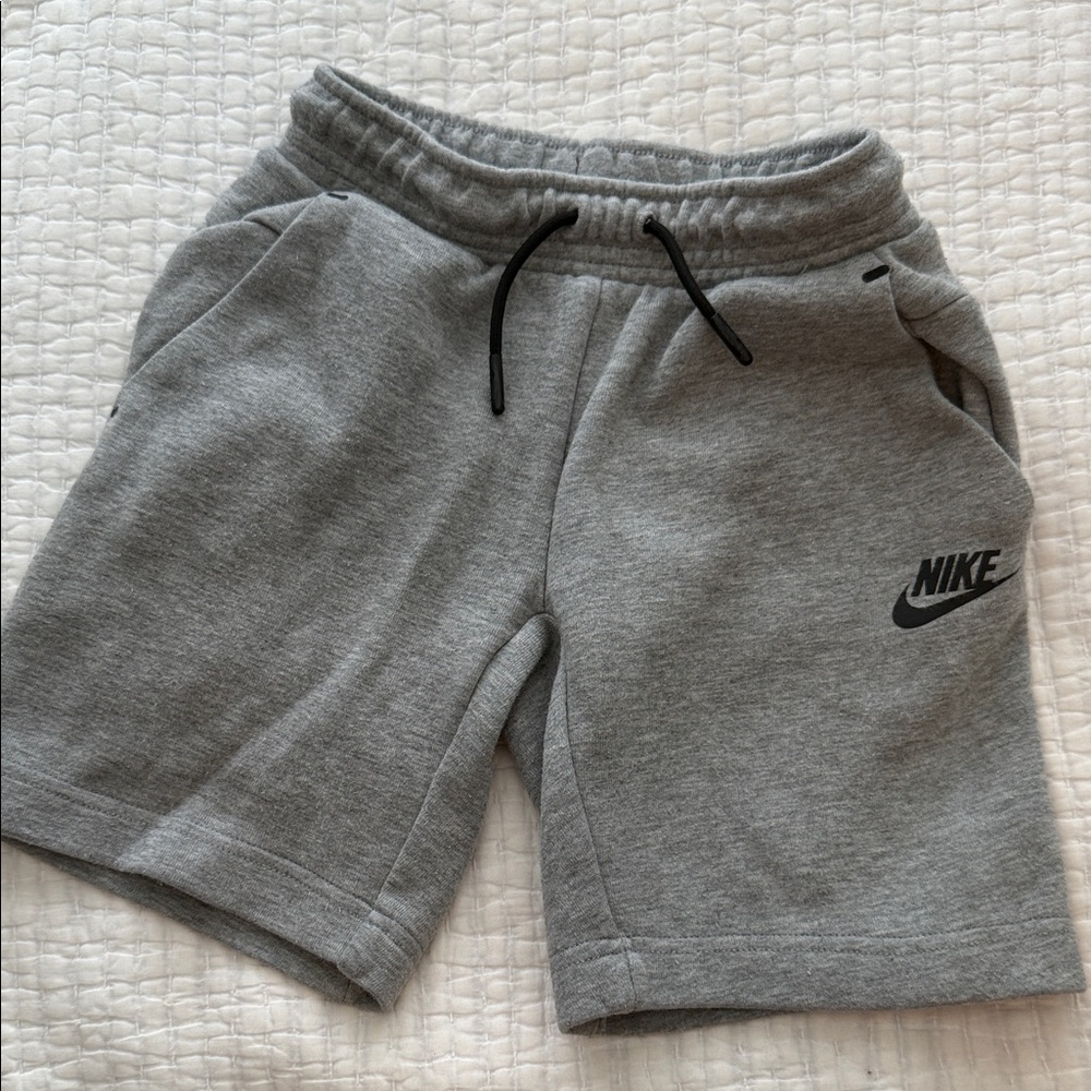 Nike Kids Heather Gray Shorts